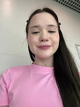 kitty_sixseven stripchat live cam model
