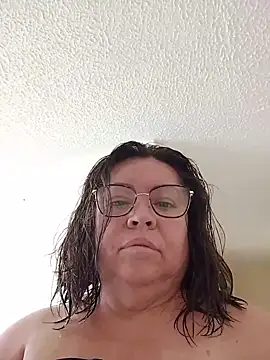 Emperatrizlady stripchat live cam model