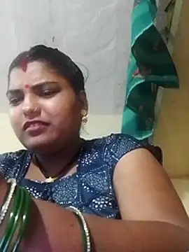Rubinao9 stripchat live cam model