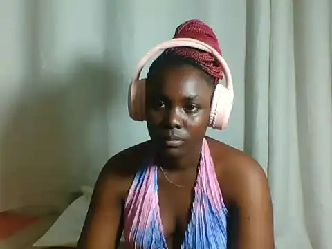 Creamy_chocolata stripchat live cam model