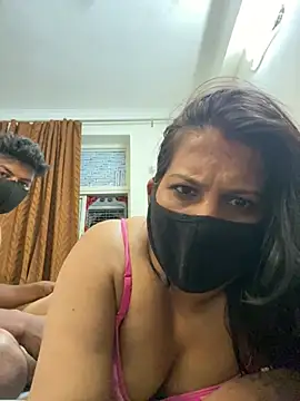 Crunchyboy stripchat live cam model