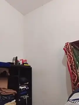 SaucyAffair0 stripchat live cam model