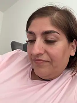 Spicy-Kareena stripchat live cam model