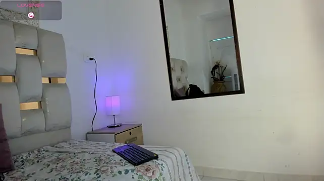 Booty_aisha stripchat live cam model
