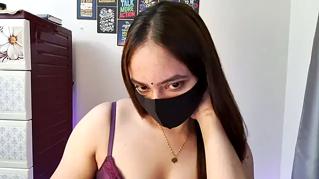 Sima--Roy stripchat live cam model