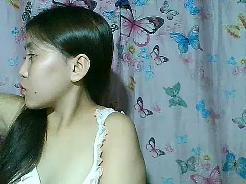 SexyAsianPussy4u stripchat live cam model