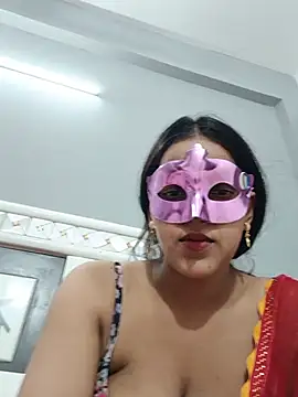 Shivani_hotty stripchat live cam model