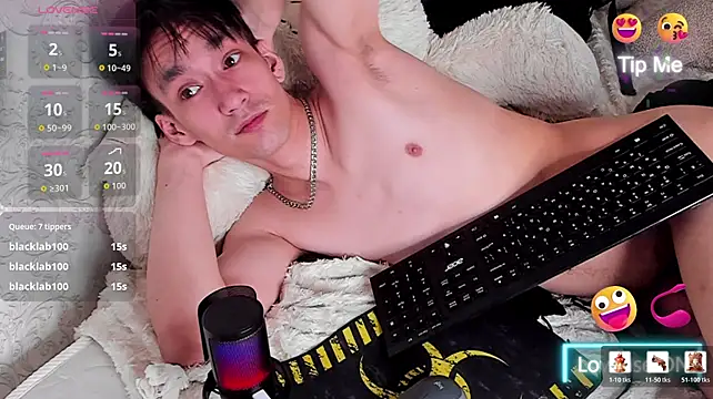 CalvinChapman stripchat live cam model