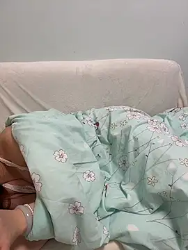 zzzlks stripchat live cam model