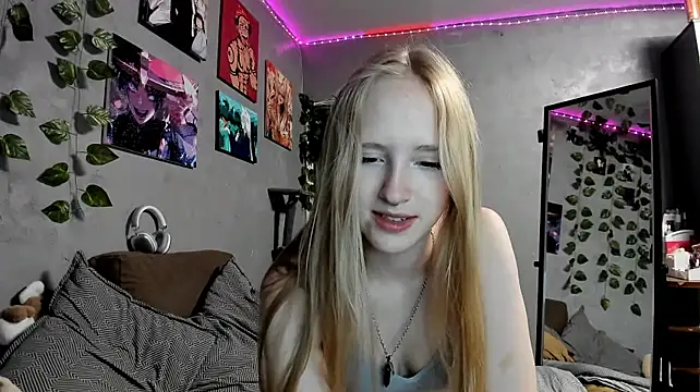 Mia_Azart stripchat live cam model
