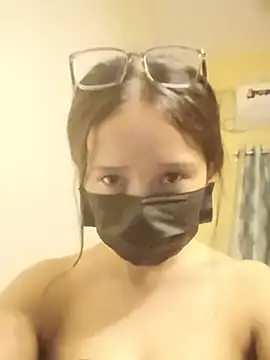 gehra_huaa stripchat live cam model