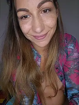 Lola-Roxx stripchat live cam model