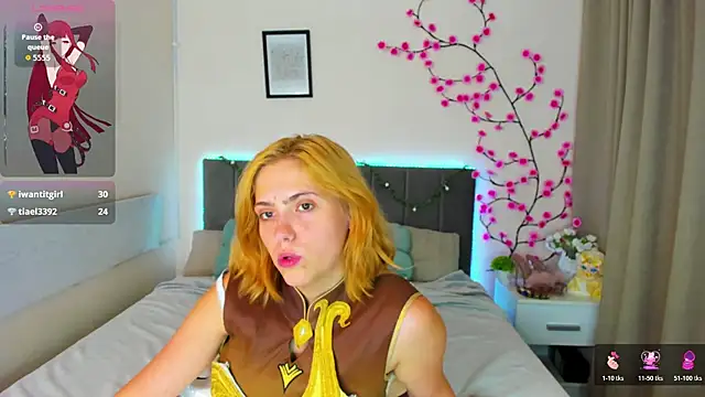 DellaRows stripchat live cam model