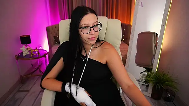 HotAuraX stripchat live cam model