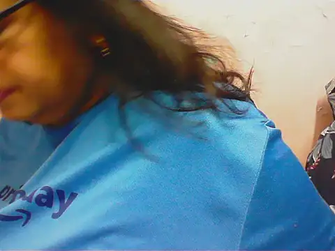 Sweet_ritika143 stripchat live cam model