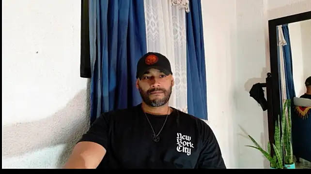 musclehetero stripchat live cam model