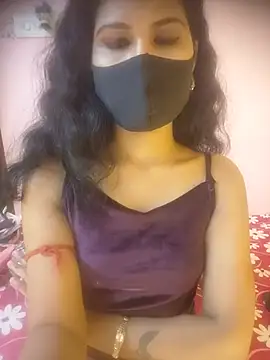 hott_mia stripchat live cam model