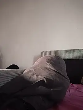 zeousseelphie stripchat live cam model