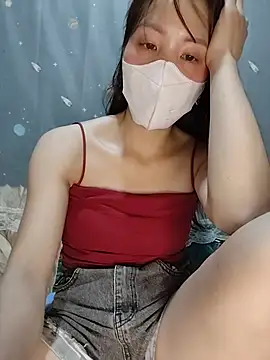 Yui-Chen stripchat live cam model