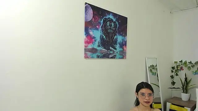 LindaCatalina_ stripchat live cam model
