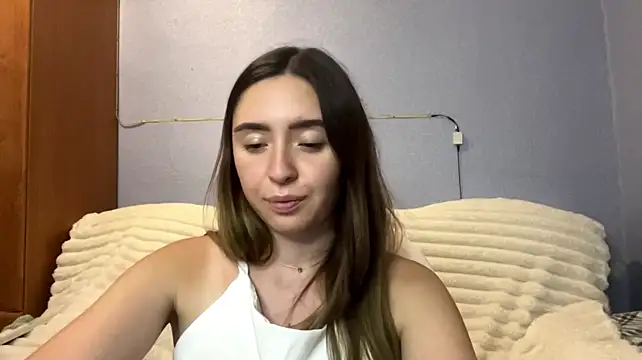 MaisonVirele stripchat live cam model