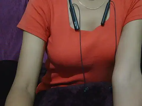 cutiee_kayra stripchat live cam model