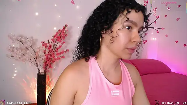 Karolina_1 stripchat live cam model