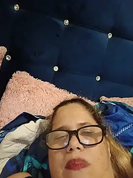 EllisW8 stripchat live cam model