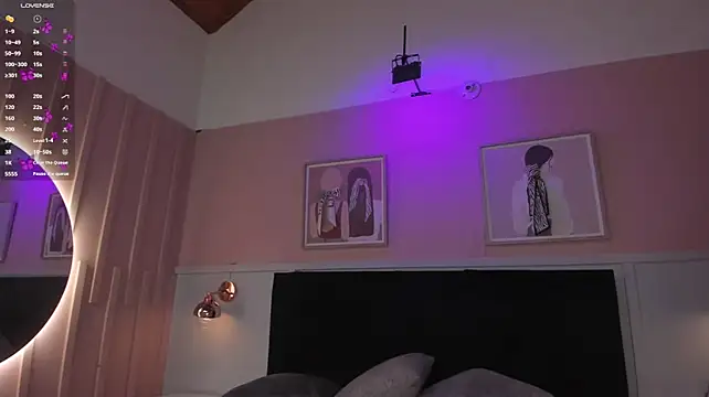 elodie_walker stripchat live cam model
