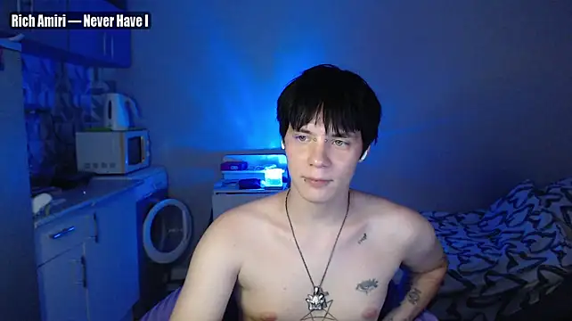 yourlildemon stripchat live cam model