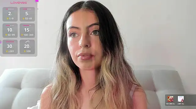 Fernanda_aaaa stripchat live cam model