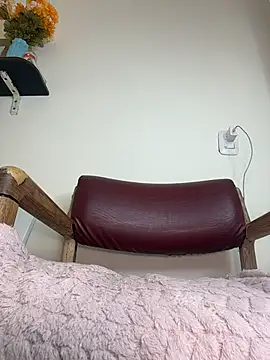 LilaRvsh stripchat live cam model