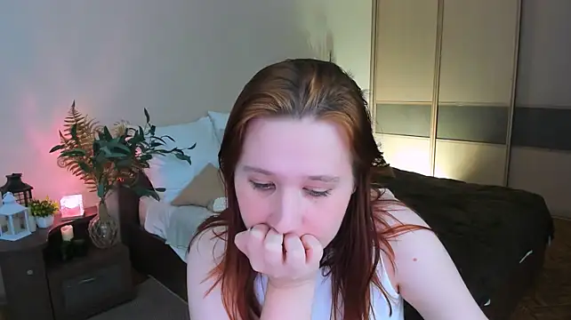 MooonlightSky stripchat live cam model