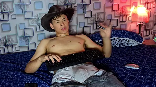 LoganSteel_ stripchat live cam model