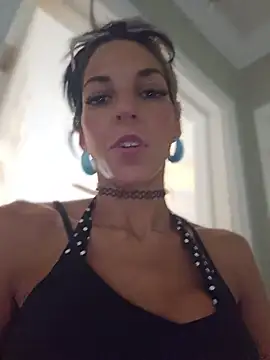 lil_jiggly stripchat live cam model