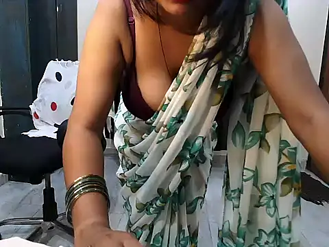 Sassy_snehaa stripchat live cam model
