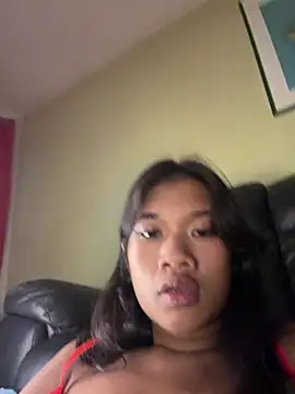 CrazyBubble stripchat live cam model