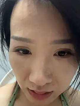 xinxiny1 stripchat live cam model