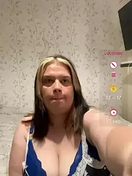 Sinful-Hope stripchat live cam model