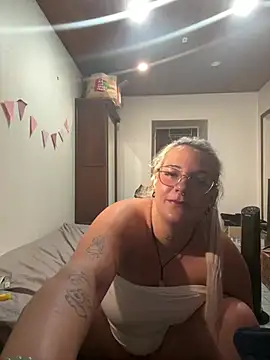 lunab4bygirl stripchat live cam model