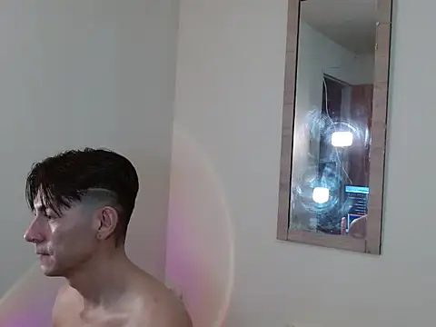 maxstrongboy stripchat live cam model
