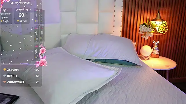 hornybarelylegalgirl stripchat live cam model