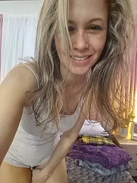Miasiren stripchat live cam model