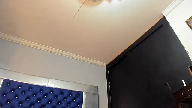 Ciara_HotTs stripchat live cam model
