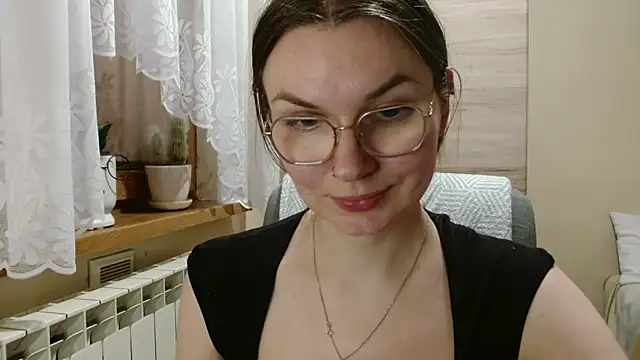 LooveELLYx stripchat live cam model