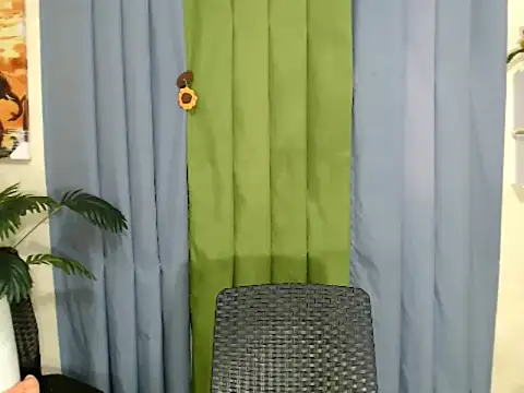 XwildCUcumberX stripchat live cam model