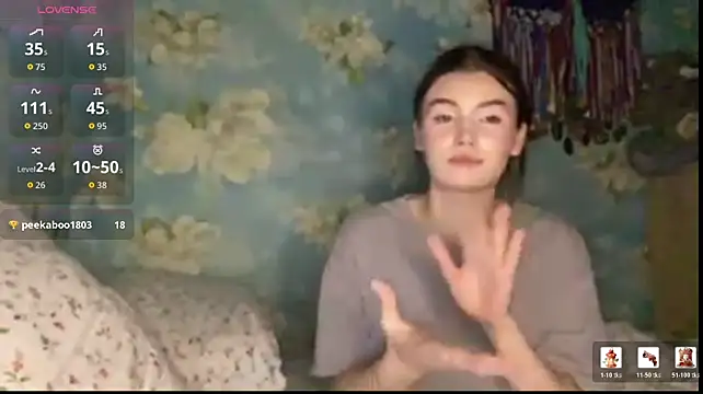 RileySpence stripchat live cam model