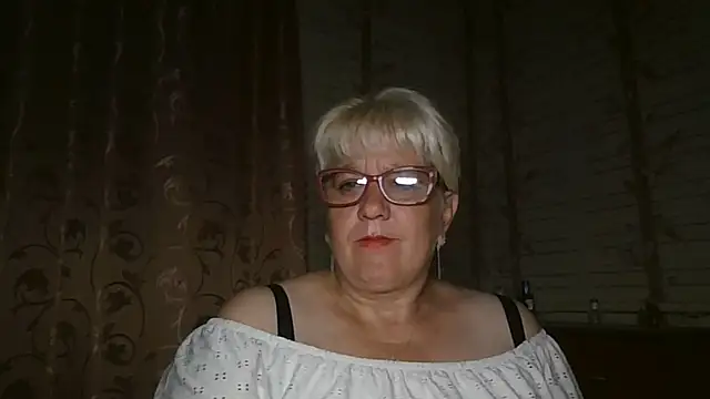 LizaRain777 stripchat live cam model