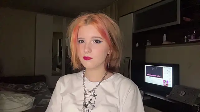 CortneyBosque stripchat live cam model