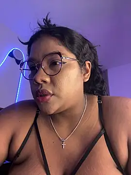 paola091 stripchat live cam model